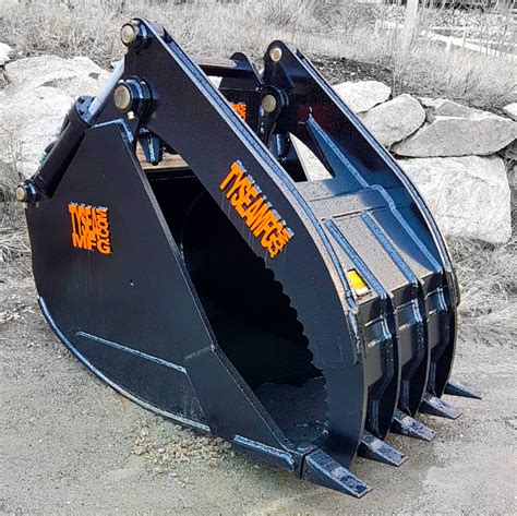 excavator bucket with grapple